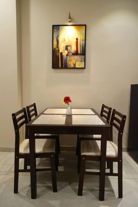 'Sumadhu Homes 301 ' Kolhapur Bagian luar foto