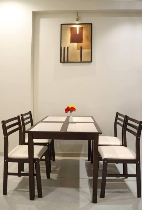 'Sumadhu Homes 301 ' Kolhapur Bagian luar foto